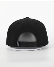 Load image into Gallery viewer, Divots Rope Hat (Black)
